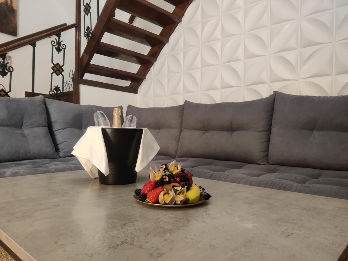 A Unique 3-4 Bedrooms House In Old Town Rhodes City ภายนอก รูปภาพ