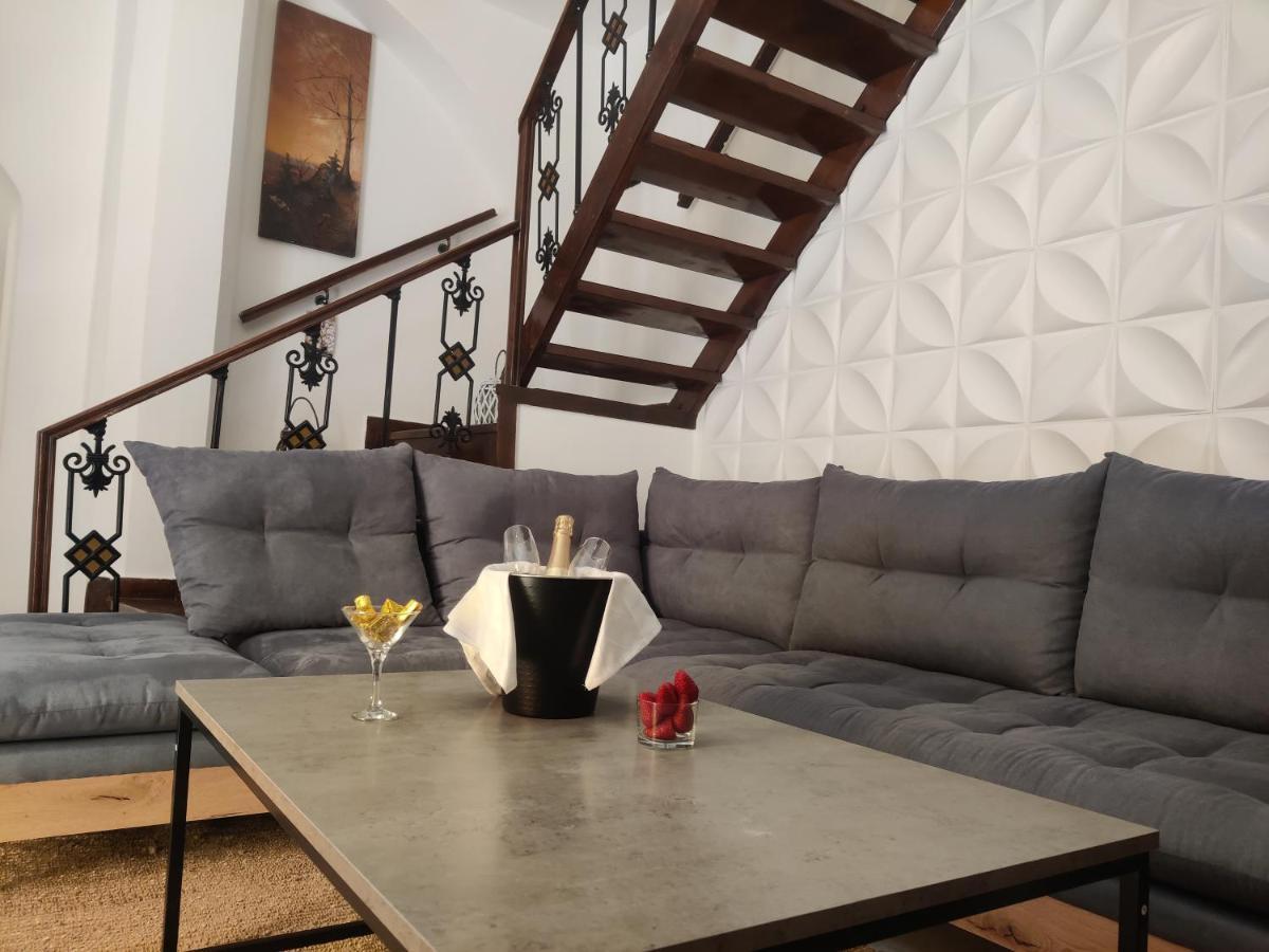 A Unique 3-4 Bedrooms House In Old Town Rhodes City ภายนอก รูปภาพ