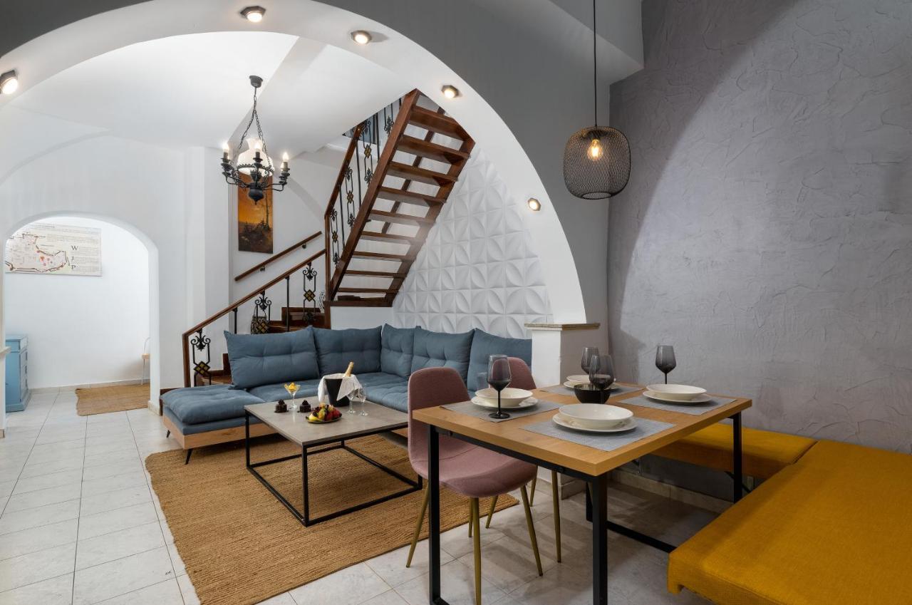 A Unique 3-4 Bedrooms House In Old Town Rhodes City ภายนอก รูปภาพ