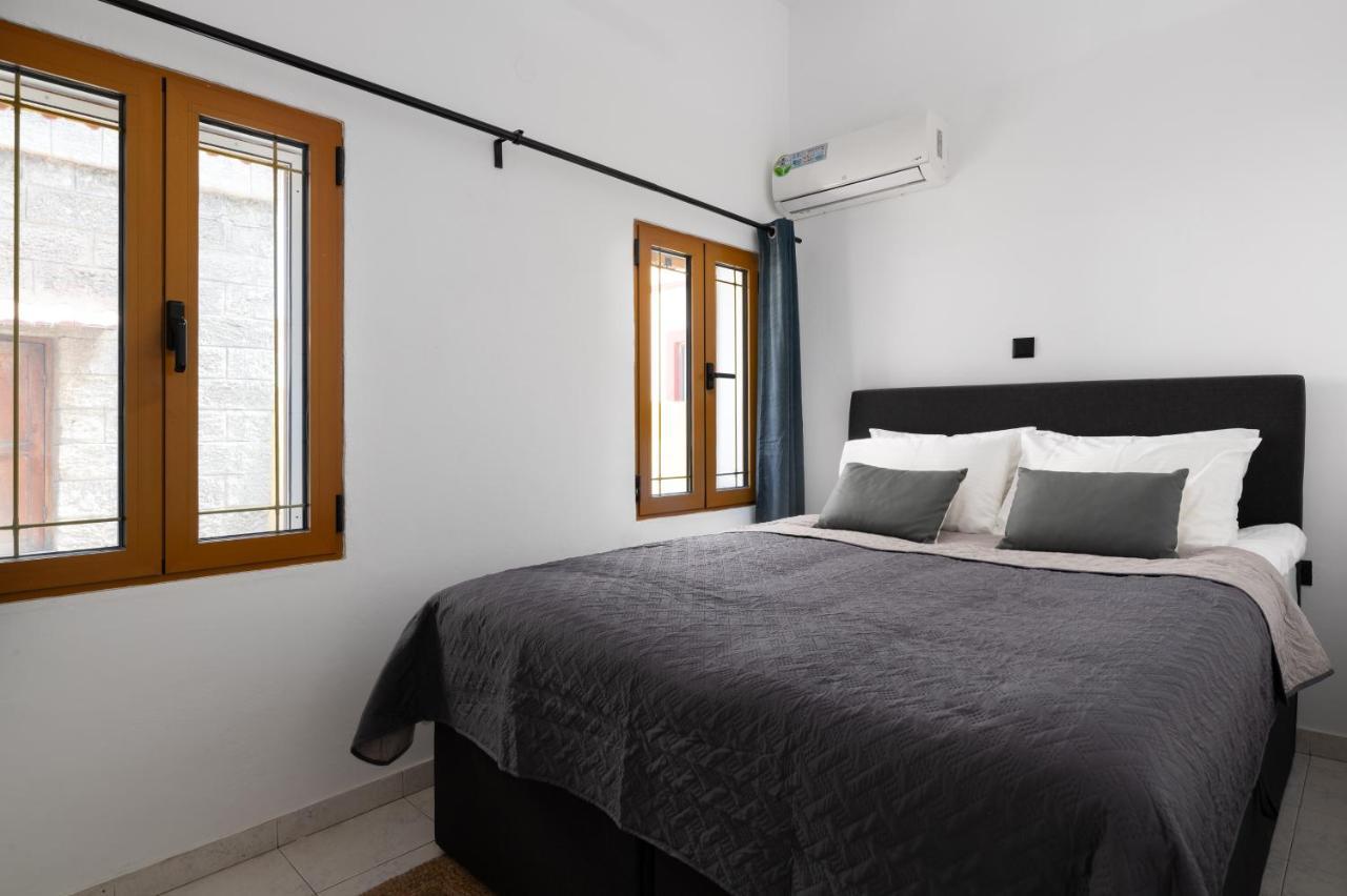 A Unique 3-4 Bedrooms House In Old Town Rhodes City ภายนอก รูปภาพ